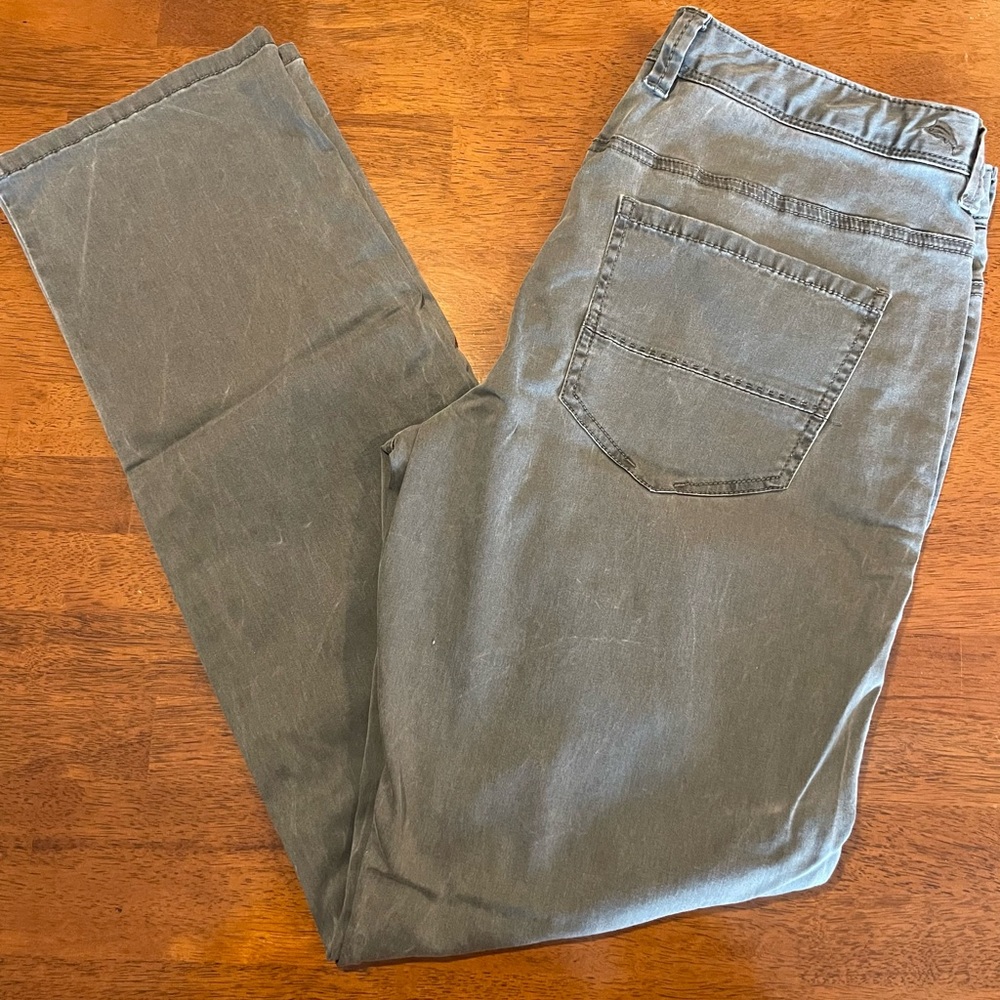 Tommy Bahama 5 Pocket Mens jeans gray 34 32